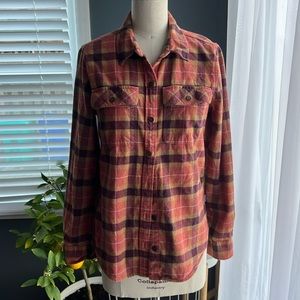 Women’s orange plaid, Patagonia, long sleeve, shirt, size small